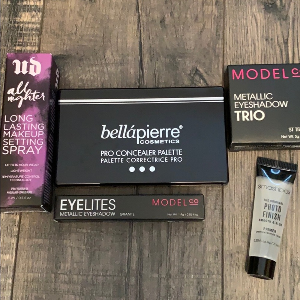 Makeup bundle